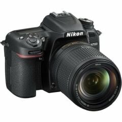 Nikon D7500 + 18-140mm Lens DSLR Fotoğraf Makinesi