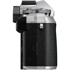 OLYMPUS OM SYSTEM OM-5 SILVER 12-45  PRO KIT V210022SE000